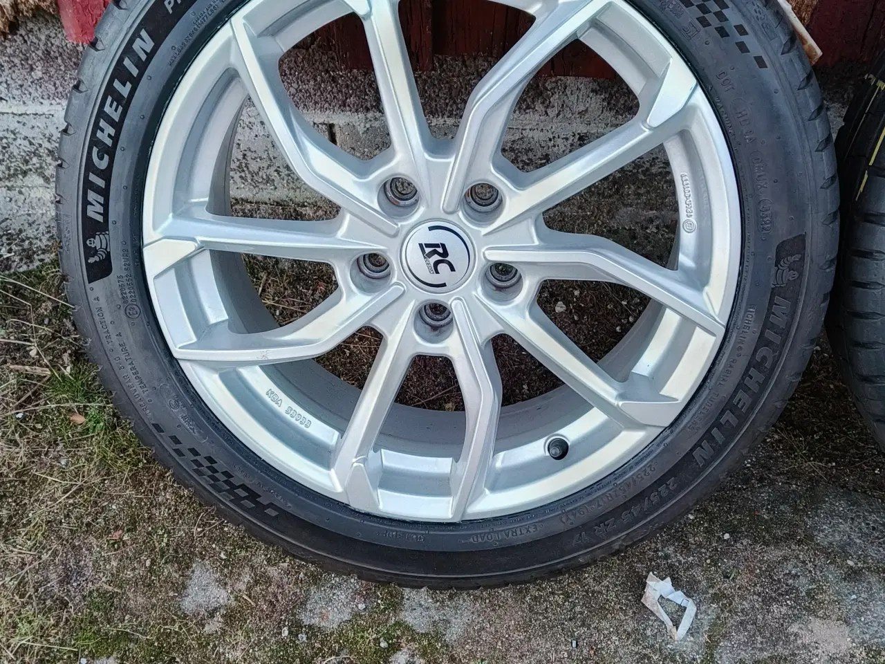 Billede 8 - Vw alufælge med sommerdæk 225/45/17"5x112