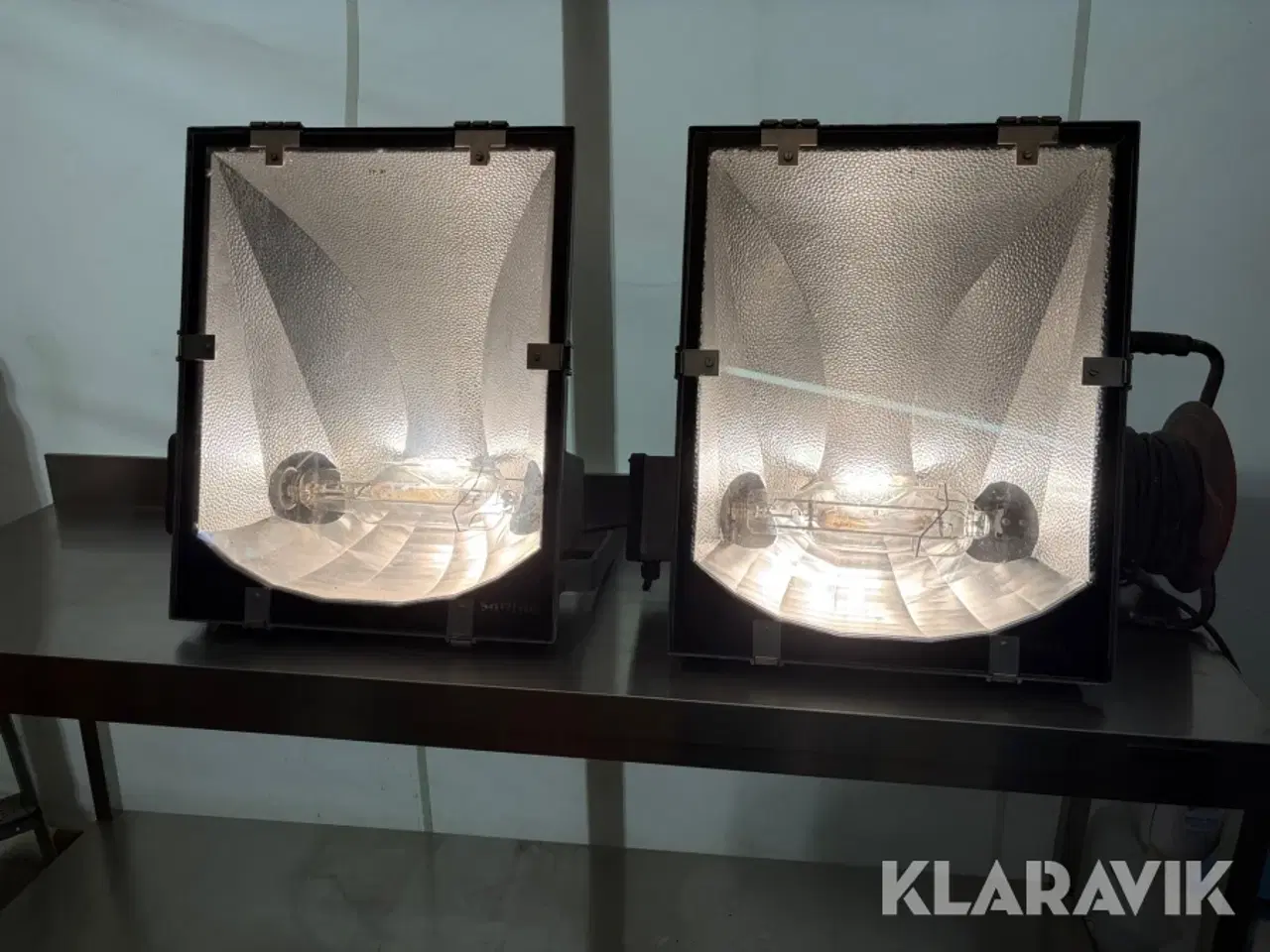 Billede 3 - Projektører Philips industrielle 2 styk