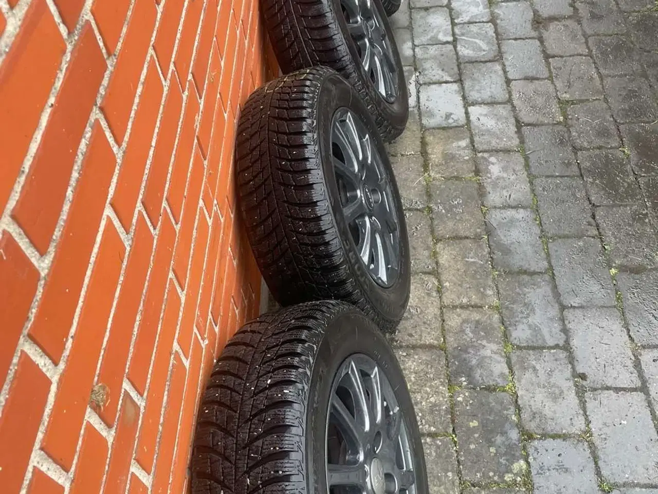 Billede 2 - 4x100 14” aluhjul med næste nye vinterdæk