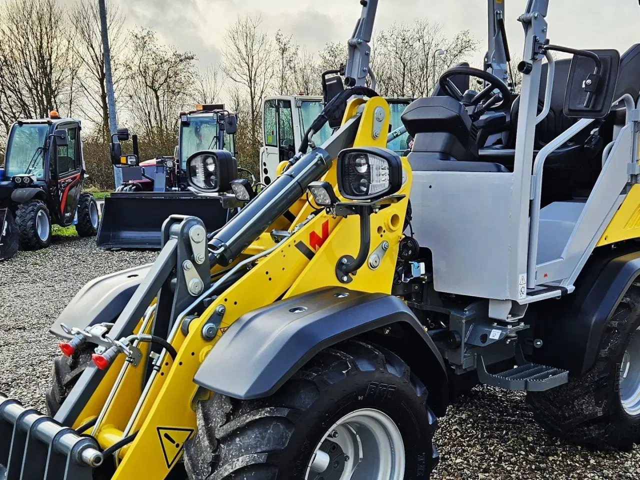Billede 4 - Wacker Neuson WL28 / fabriksny - år 2024 / pæn udstyret og høj løftekraft