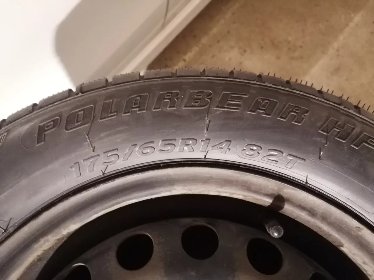 Billede 3 - Vinterhjul med nye dæk til Up Citigo og Mii