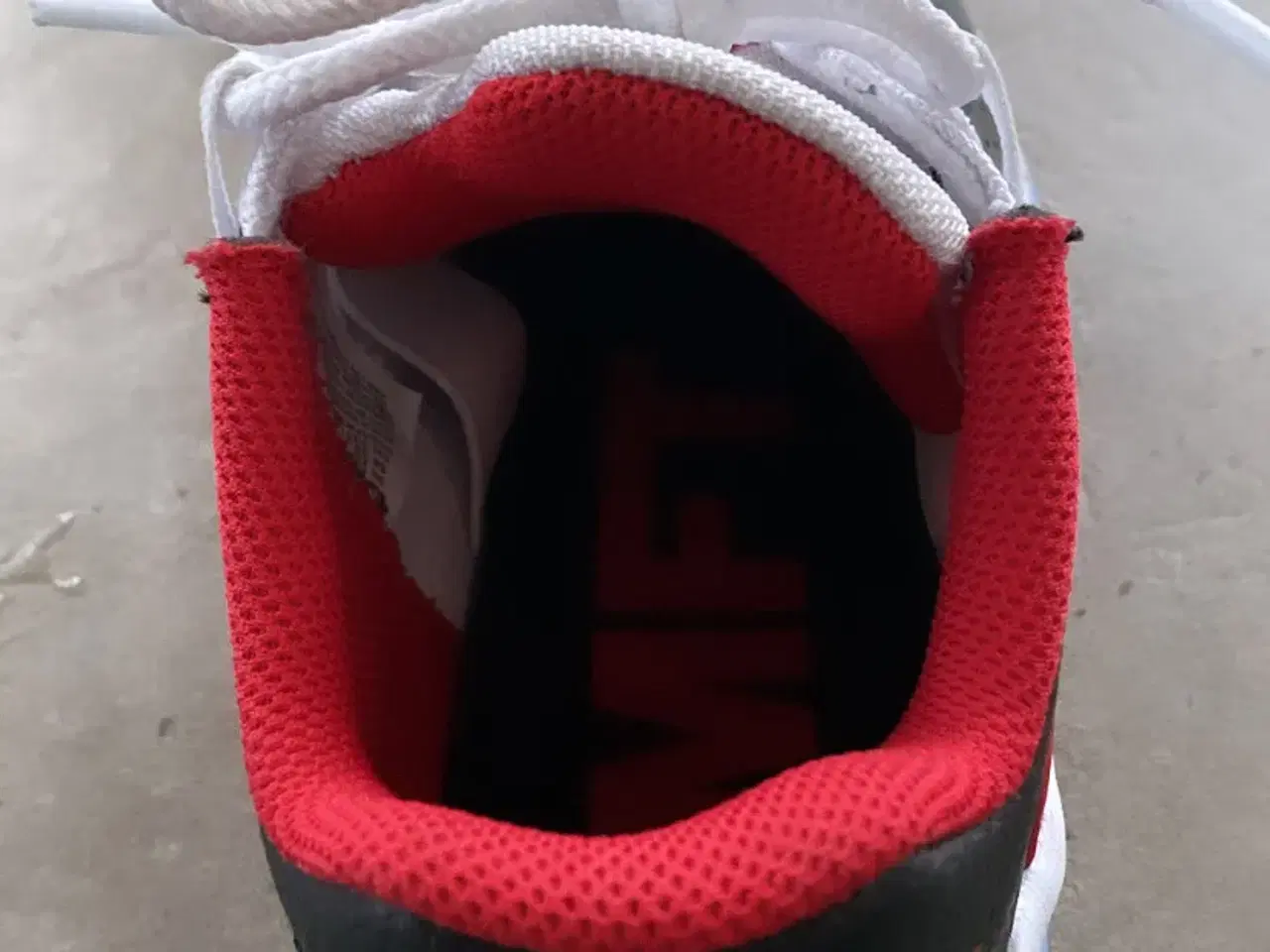 Billede 3 - Nike Air Jordan 11 CMFT low