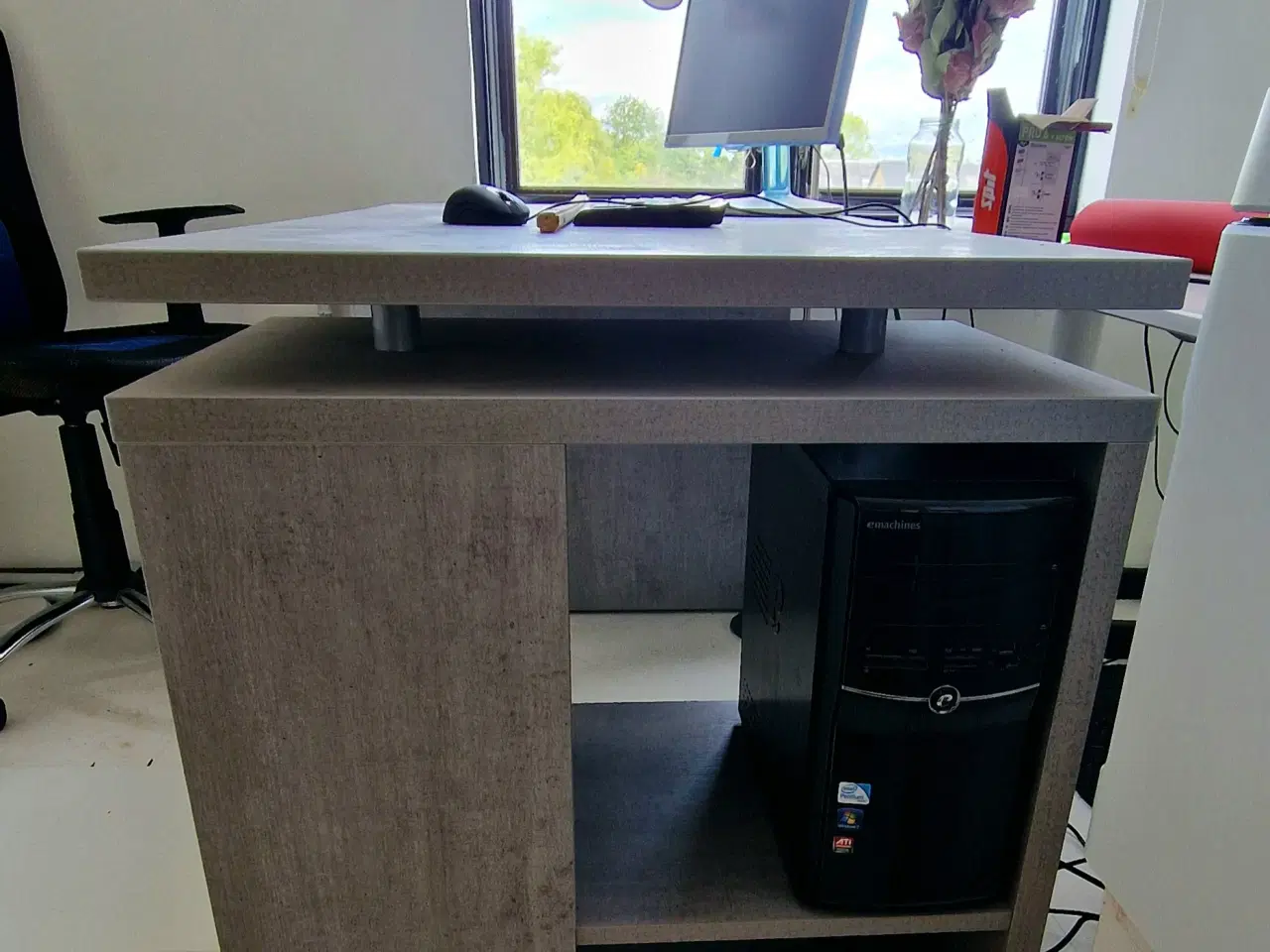 Billede 2 - Stort skrivebord