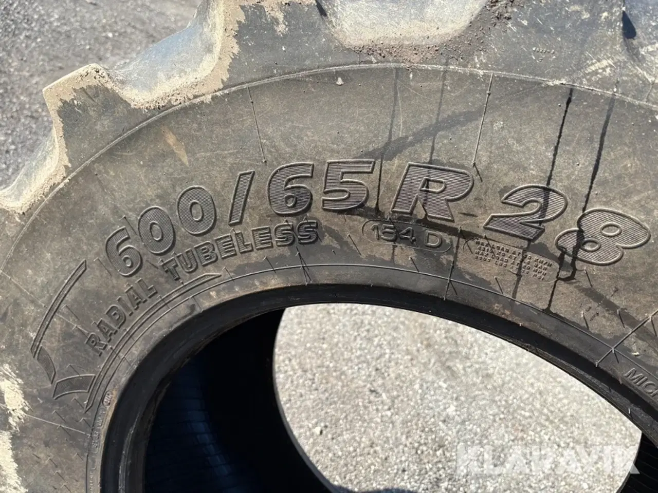 Billede 5 - Dæk Michelin 600/65 R 28
