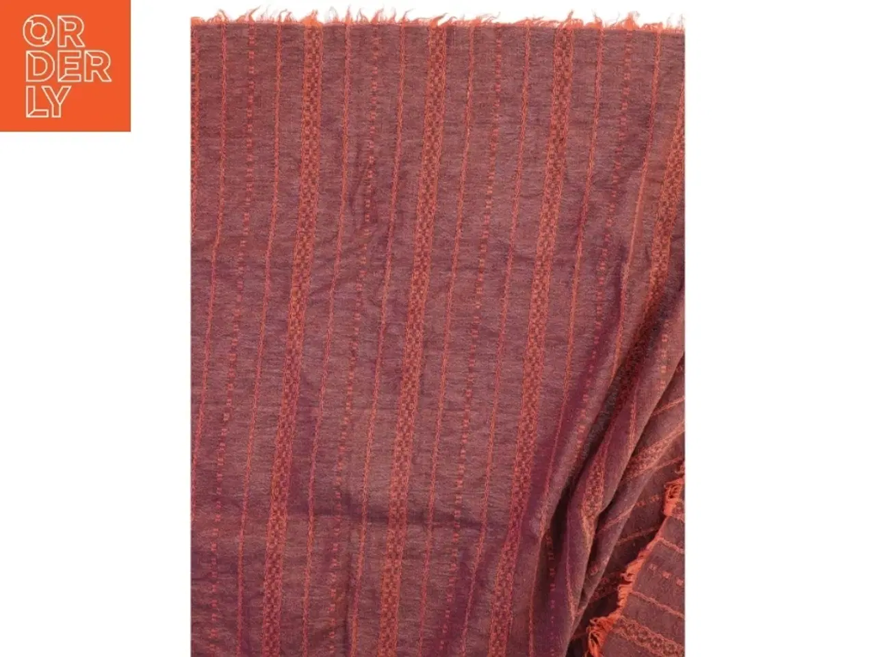 Billede 4 - Rødt mønstret tæppe / borddug(str. 220x110 cm)