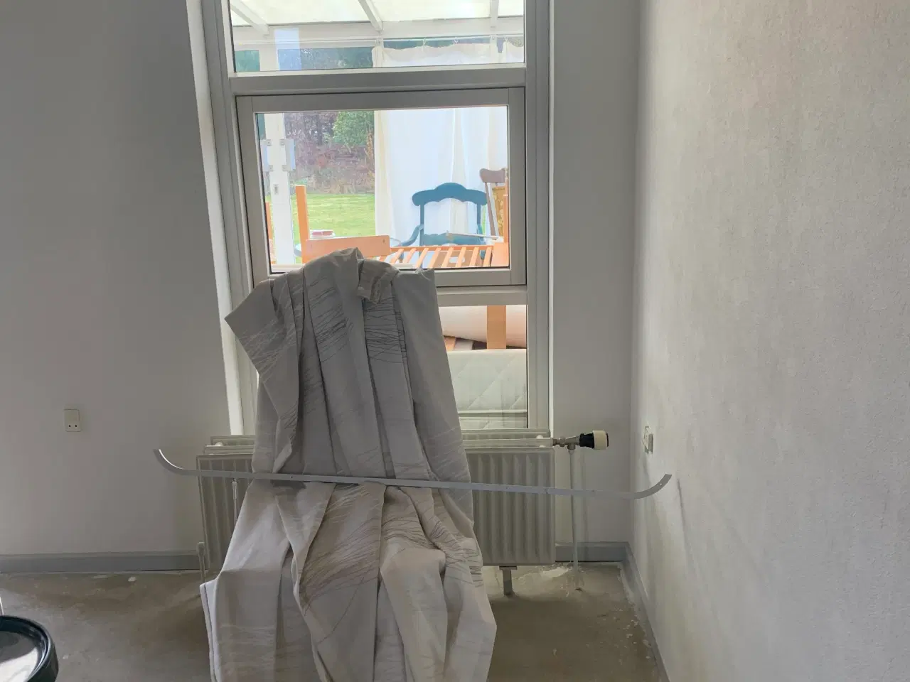 Billede 1 - Gardiner.Skal væk nu bud nu i dag