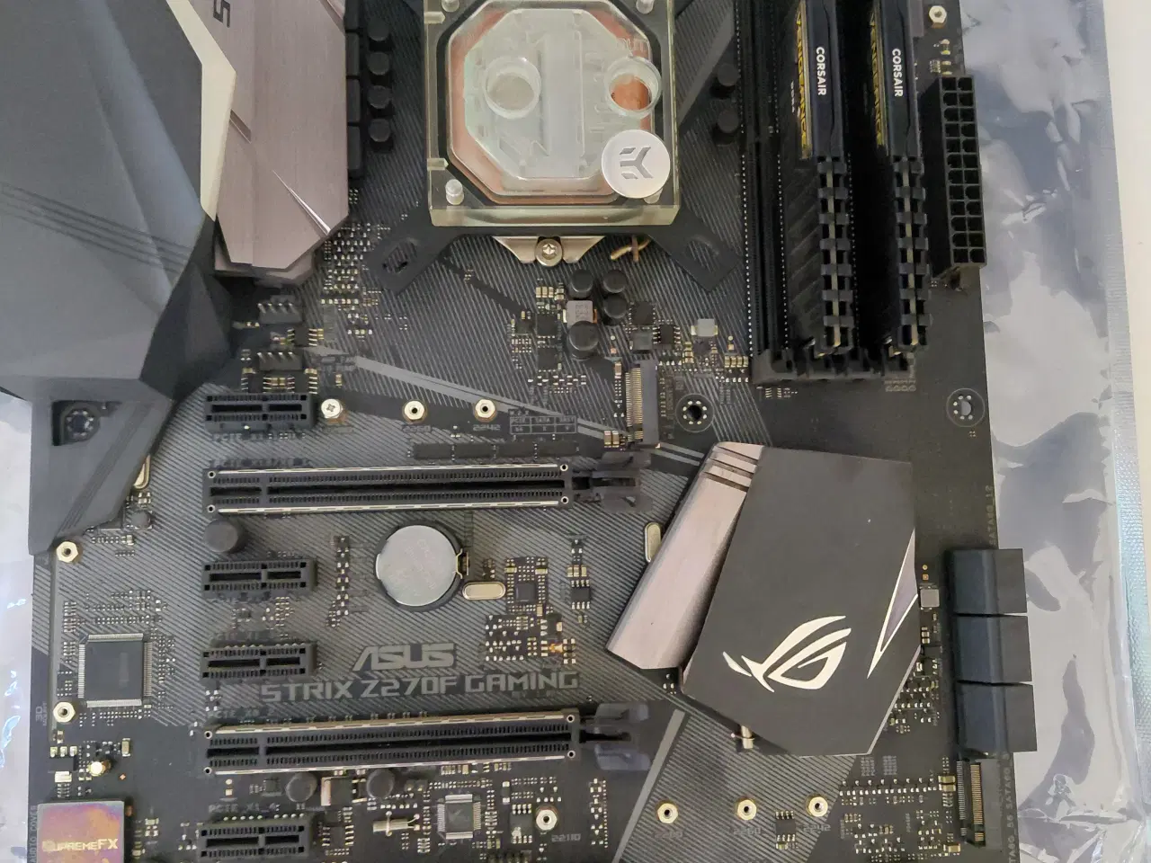 Billede 2 - 7700k. 16gb. asus bundkort. Ekwb blok