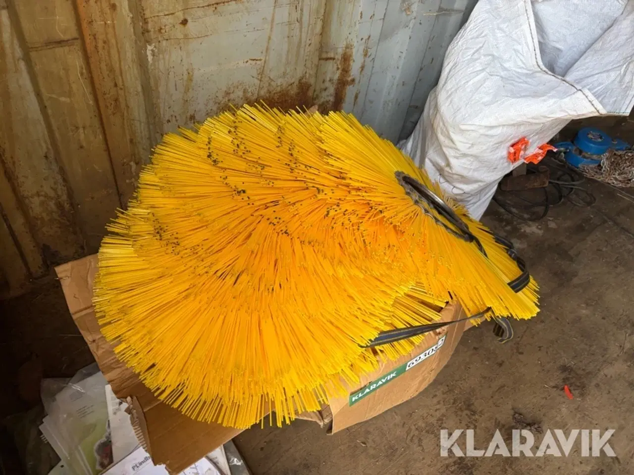 Billede 2 - Koste Fejemaskine Løse koste med afstandsringe 39 styk