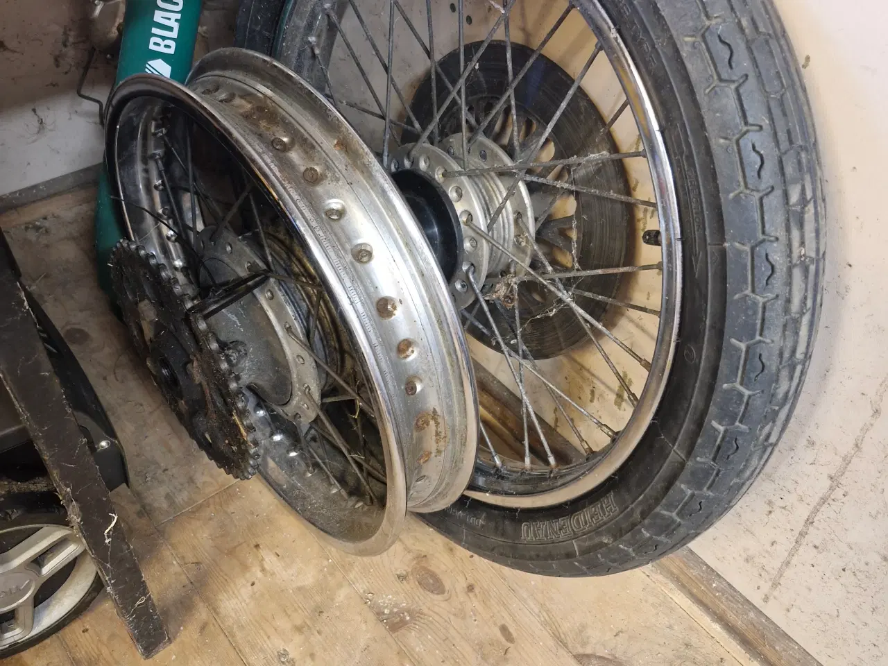 Billede 2 -  Suzuki Gn 250 dele sælges. 