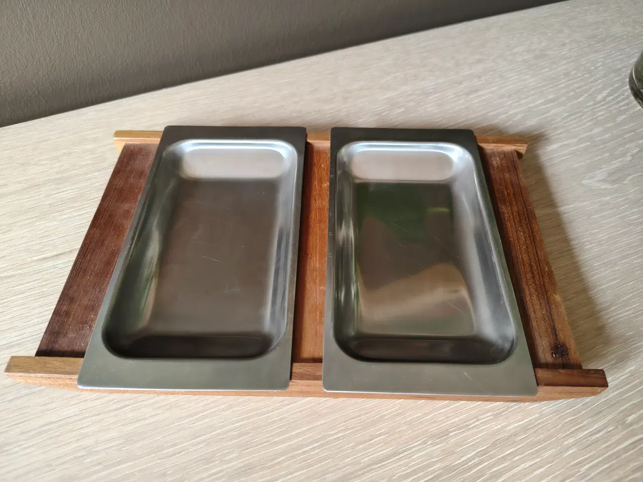 Billede 3 - Fin kabaretfad i teaktræ 