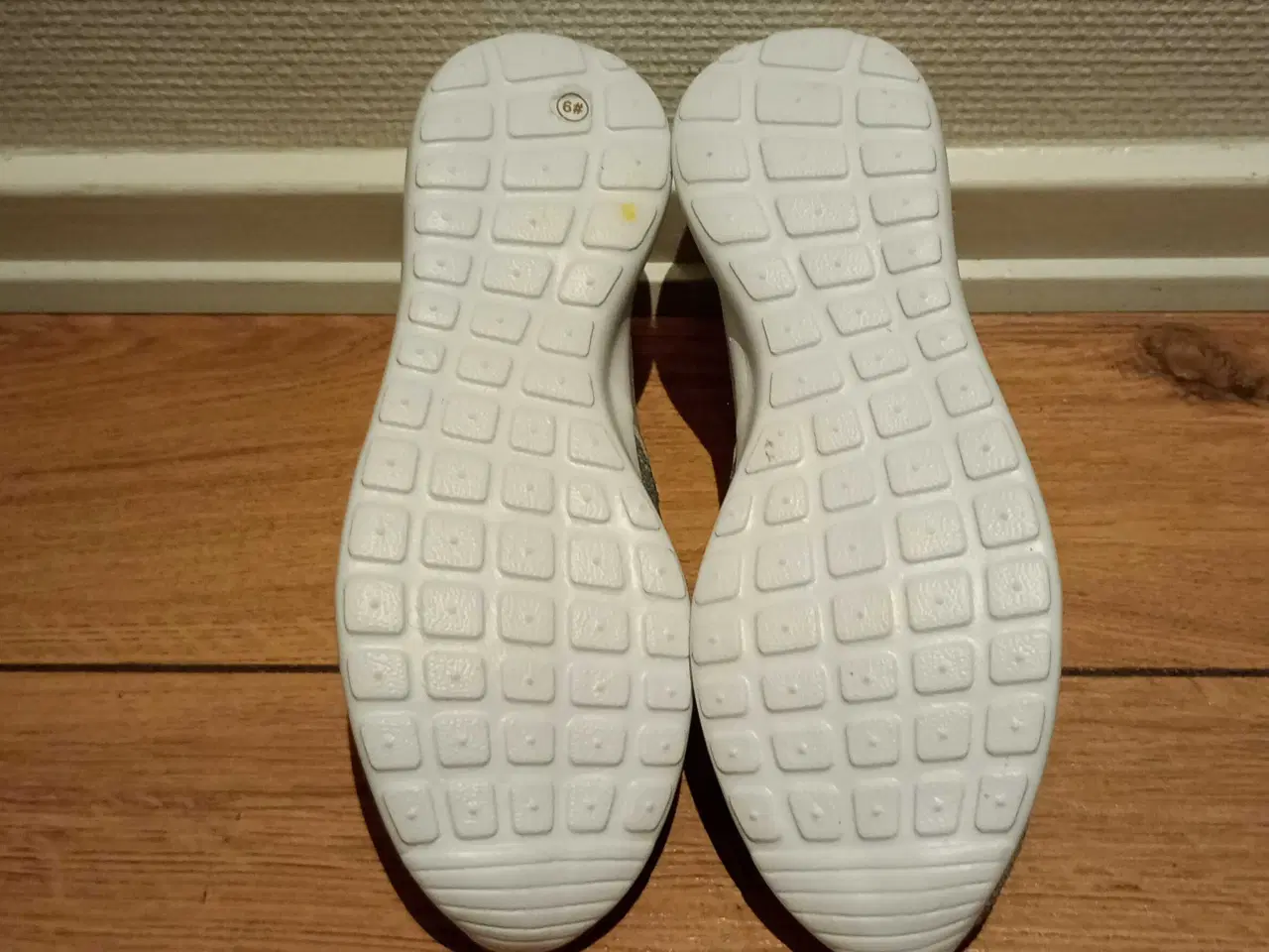 Billede 3 - Damesneakers, KELSI, str. 6 eller 39. Ubrugt.