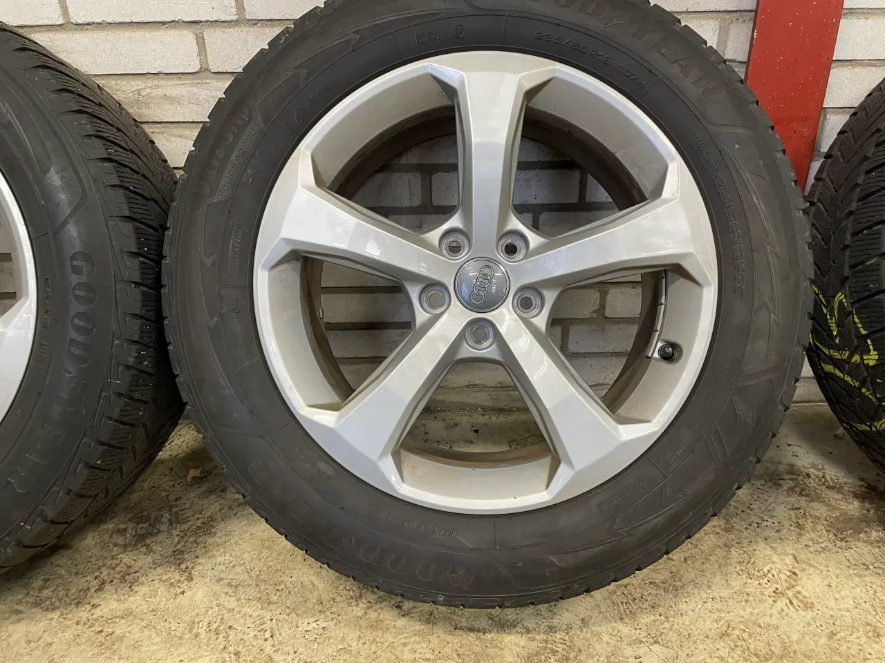 Billede 6 - 18 Audi Q5 235/60r18 Ref.257 vinter