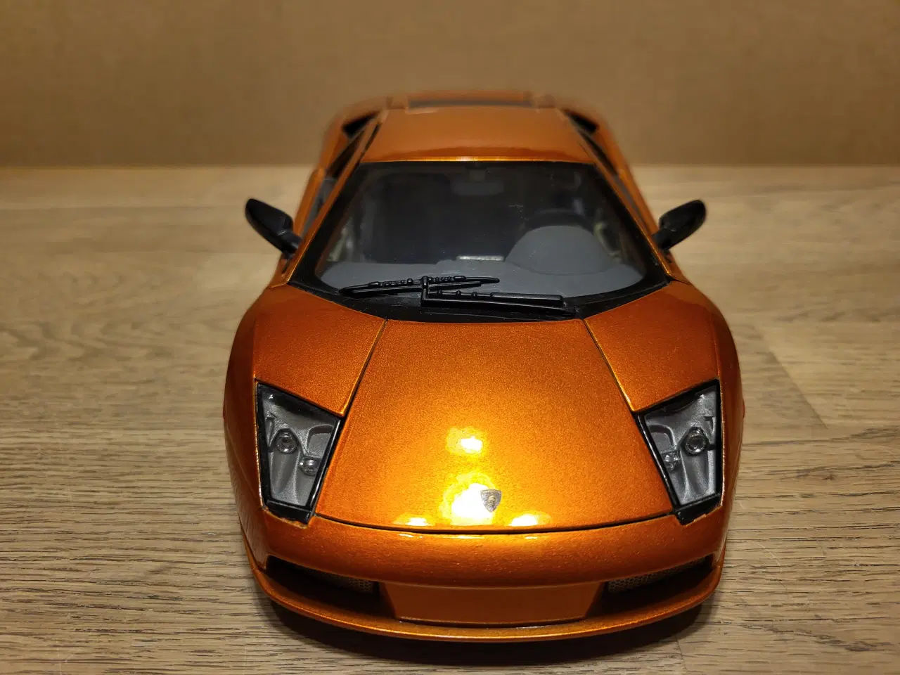 Billede 3 - Modelbil, Lamborghini Murcielago, skala 1/18.