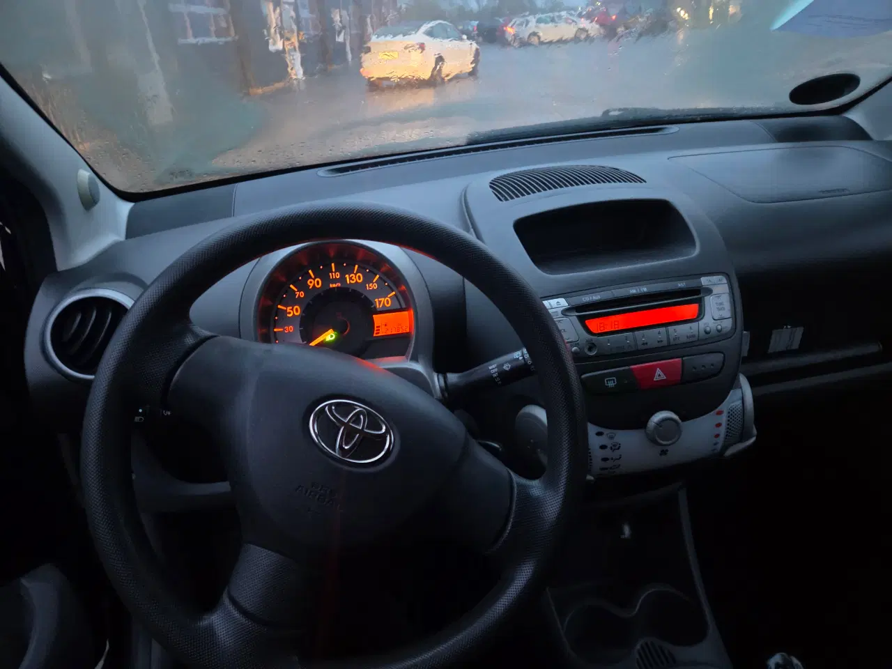 Billede 10 - Perfekt Aygo. Nysynet. nummerplade