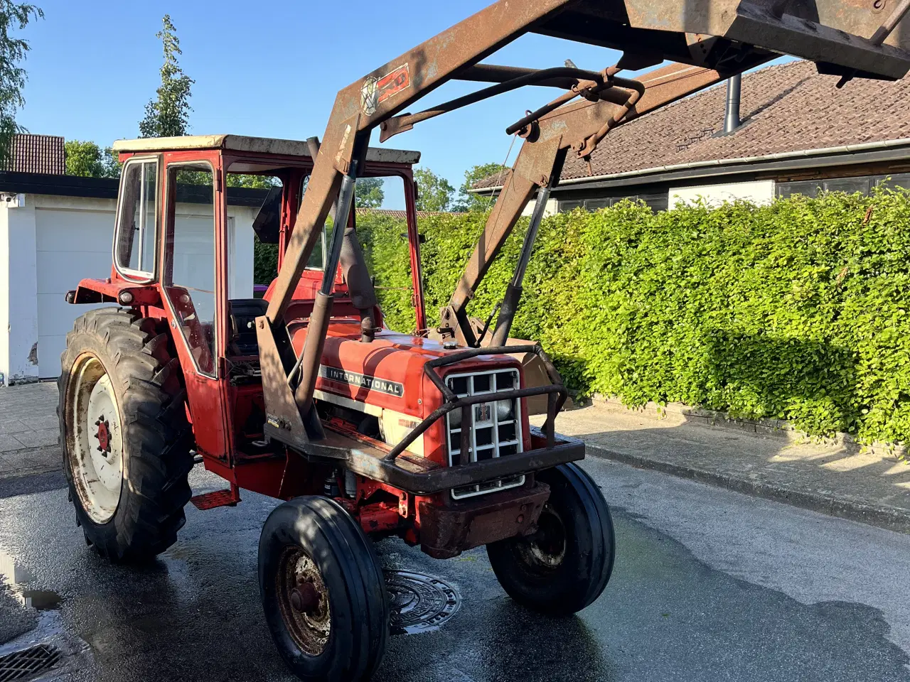 Billede 1 - International 454 traktor
