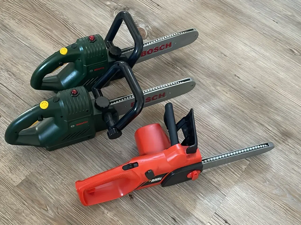 Billede 4 - Bosch værkstedsbord med værktøj