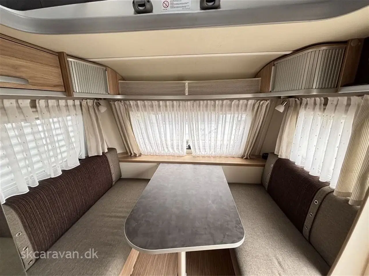 Billede 6 - 2020 - Hymer Eriba Feeling 442   Sapr over 100.000,- i forhold til en ny