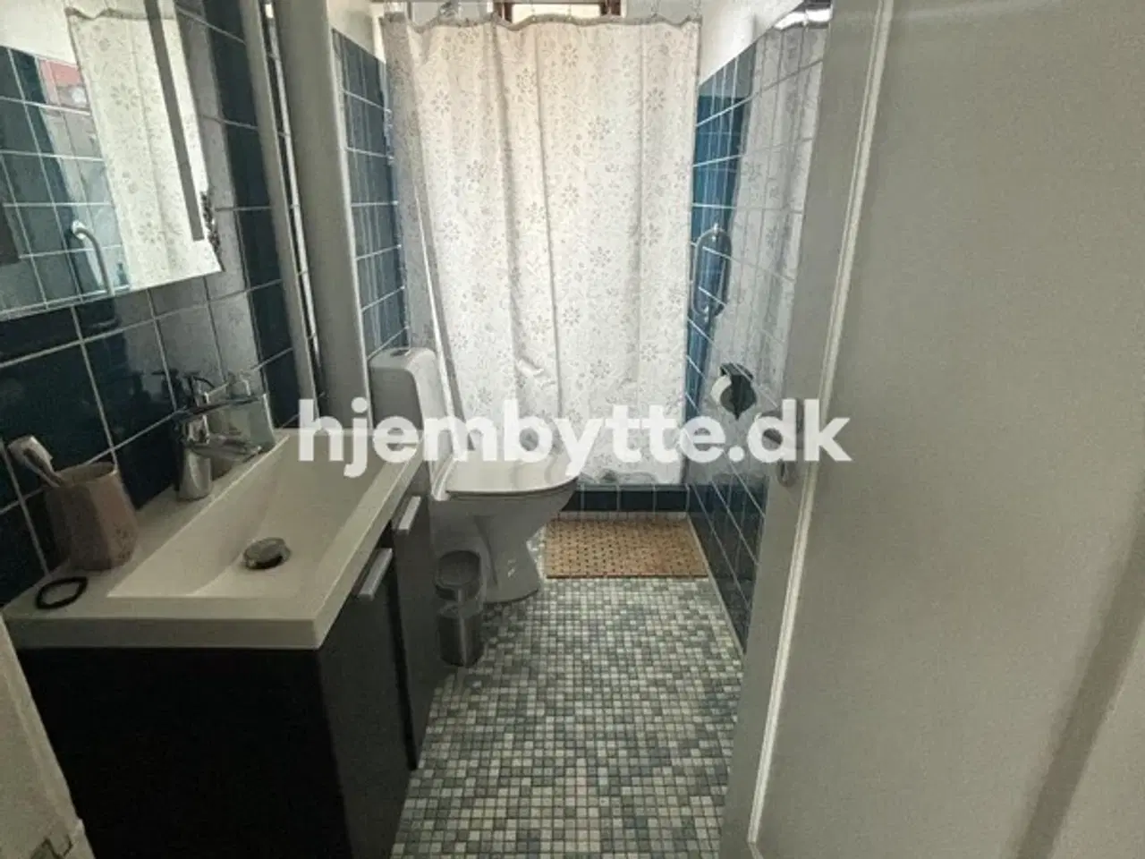 Billede 2 - Hjembytte - Dæmningen