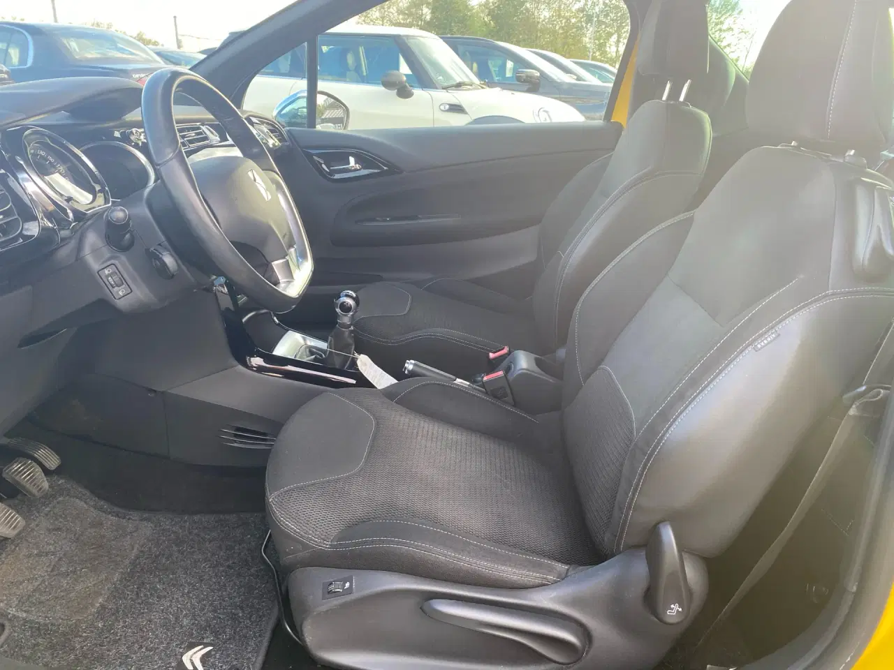 Billede 9 - Citroën DS3 1,6 e-HDi Style 92HK 3d