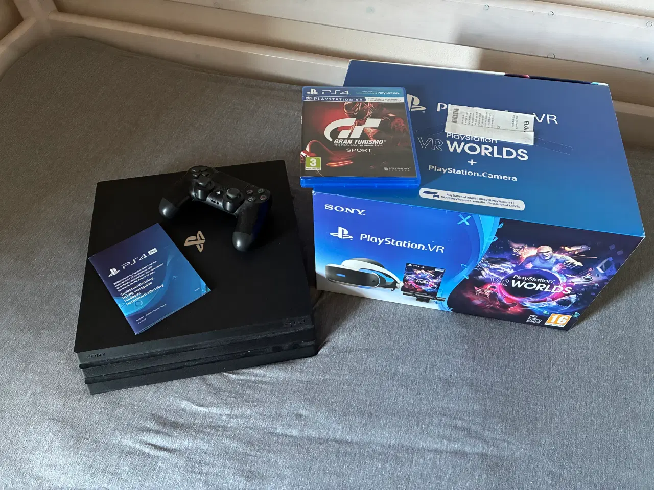 Billede 2 - Playstation 4 pro inkl. VR-briller og flere spil