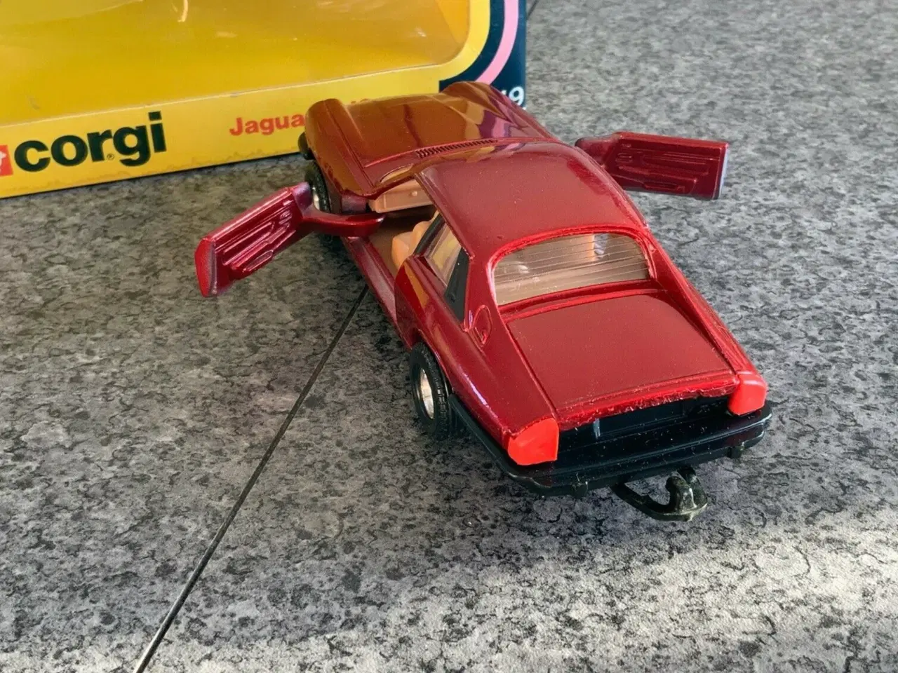 Billede 5 - Corgi Toys No. 319 Jaguar XJS, scale 1:36