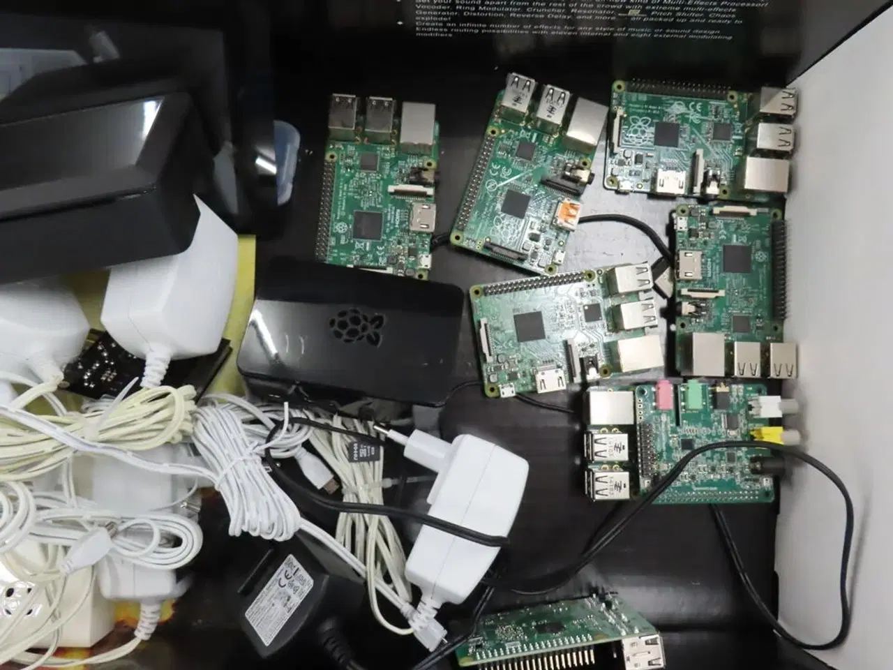 Billede 2 - 5 Kasser computerdele bl.a. RASPBERRY PI