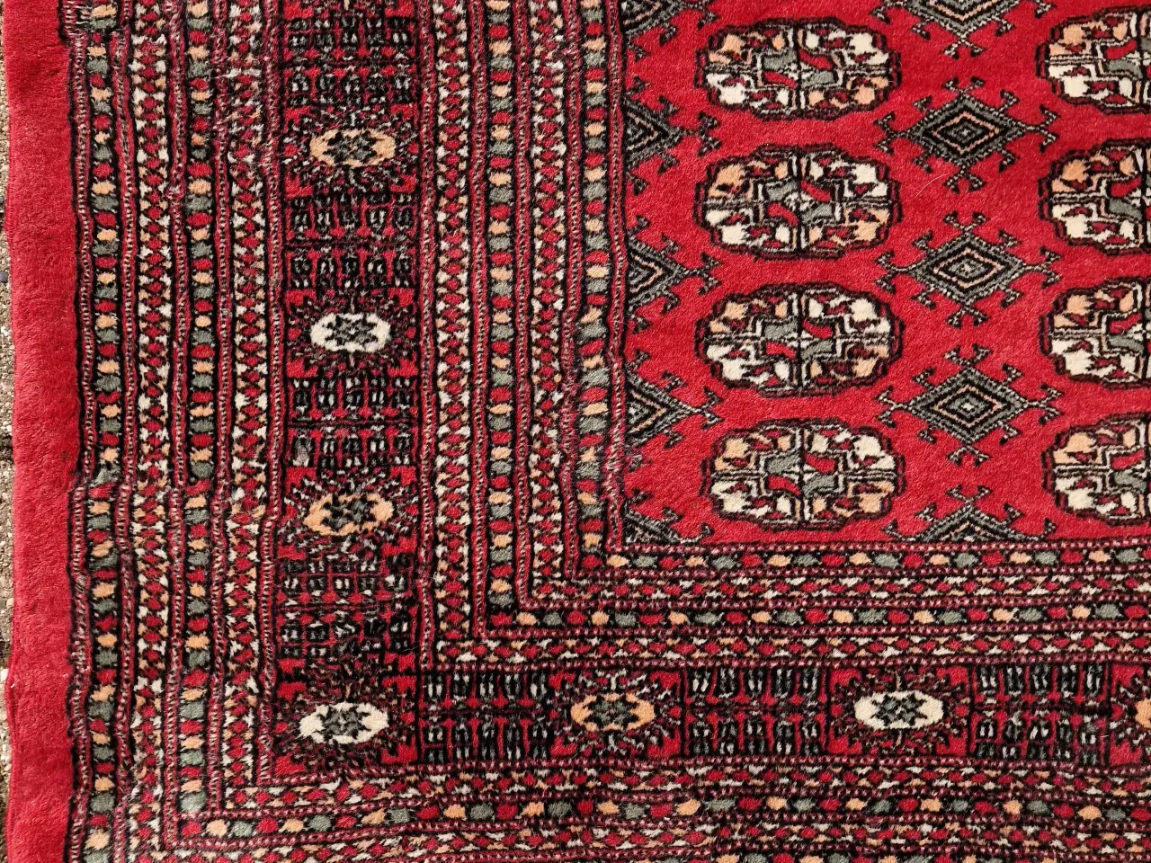 Billede 2 - Ægte Pak-Bochara tæppe.