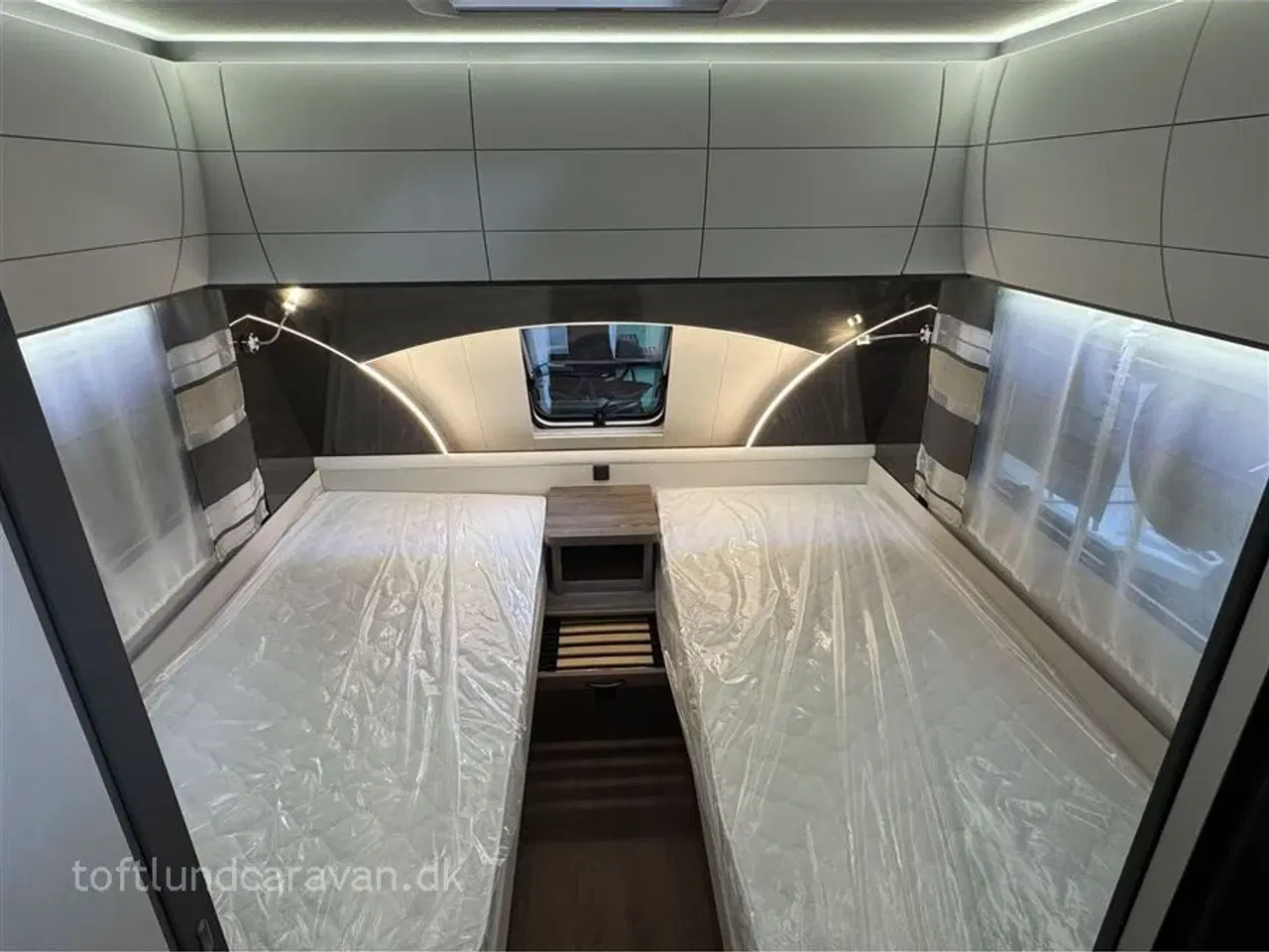 Billede 5 - 2025 - Hobby Excellent Edition 495 UL   Mest populære vogn med enkeltsenge. NY 2025 MODEL, NU PÅ LAGER, klar til omgående levering.