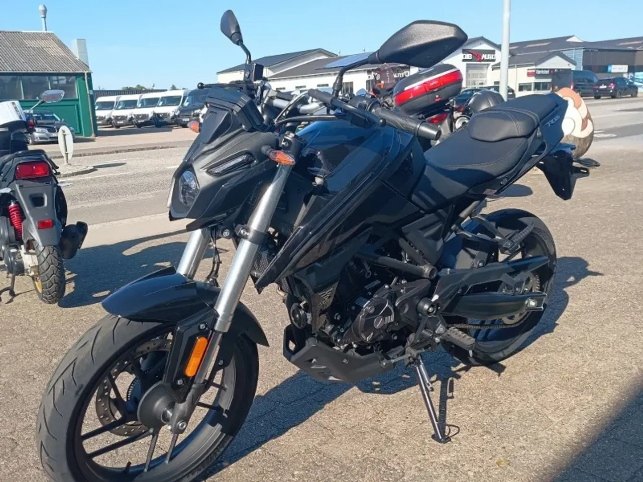 Billede 5 - Voge R 125