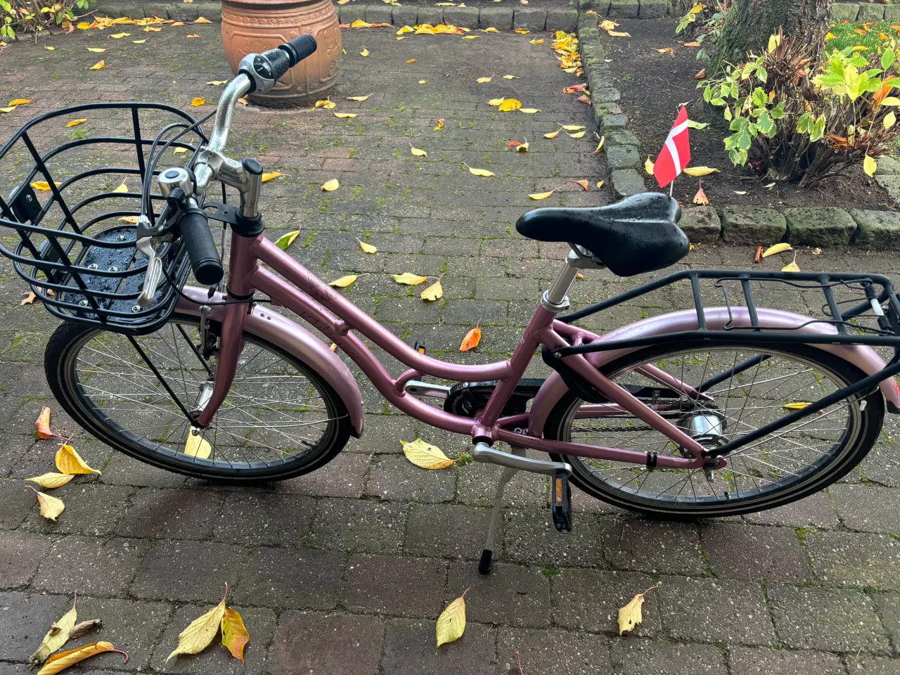 Billede 1 - Kildemoes pige cykel