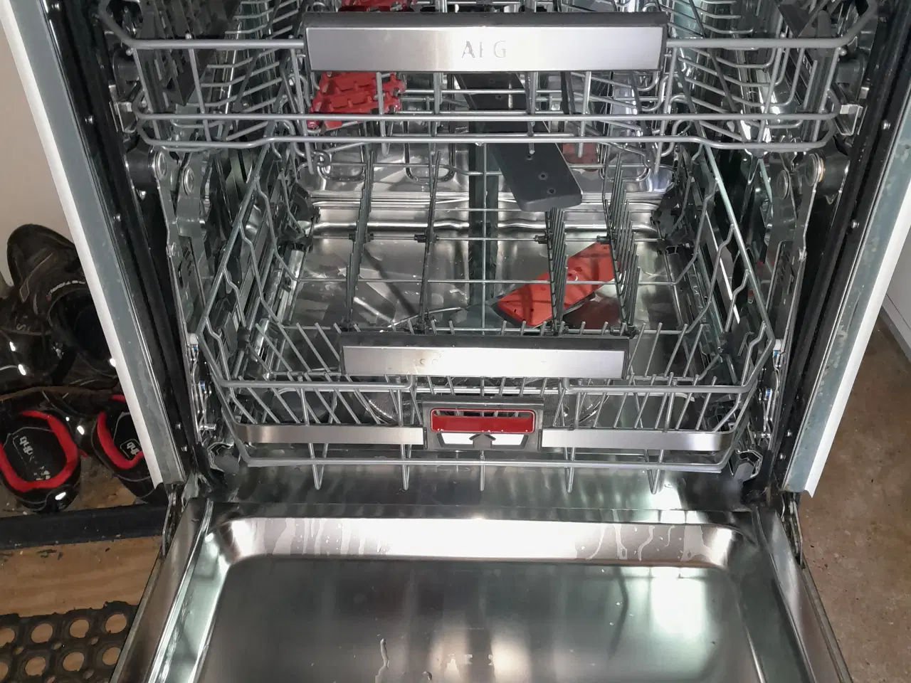 Billede 3 - Aeg integreret opvasker med comfort lift underkurv