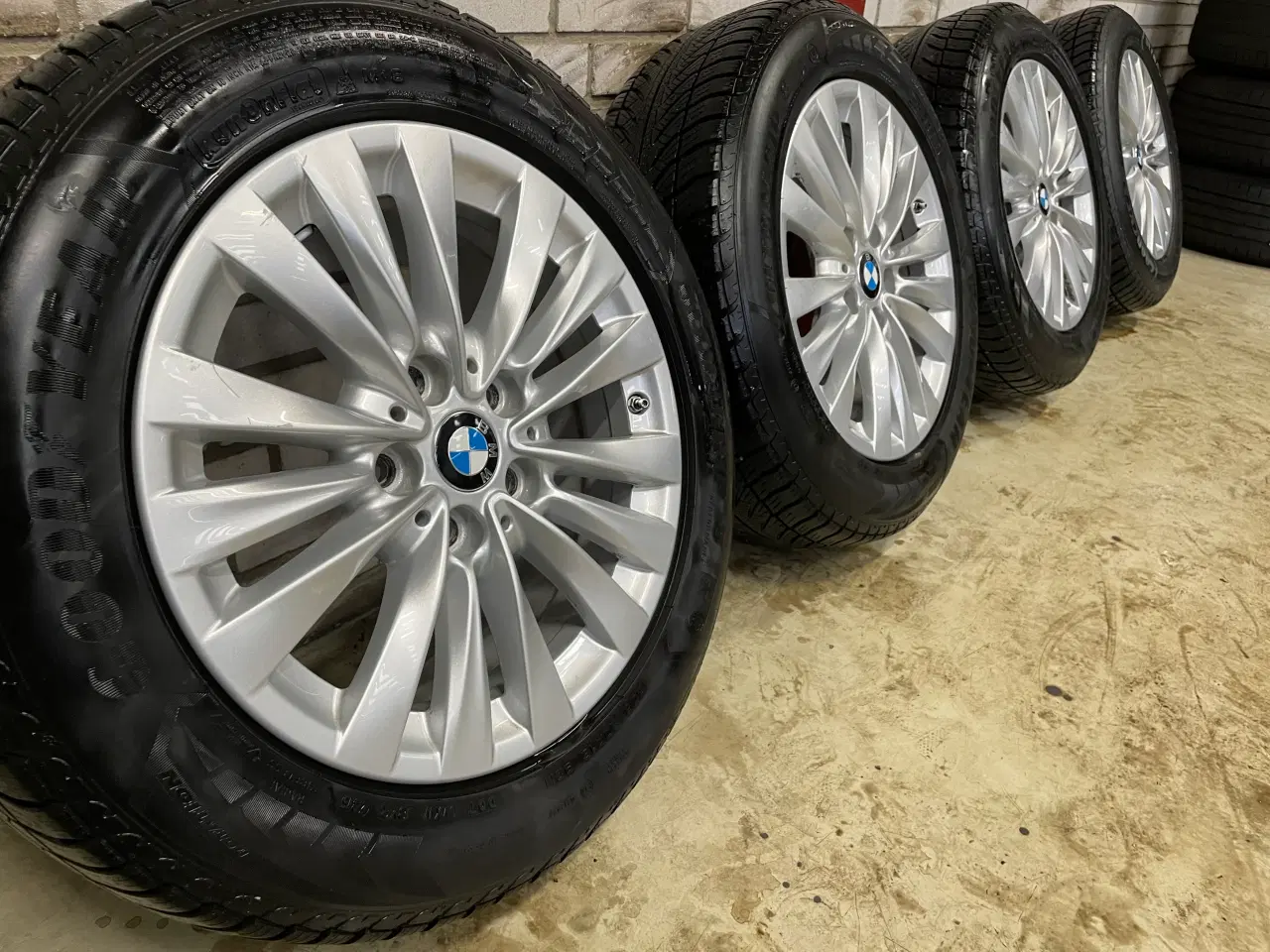 Billede 2 - 16 BMW 2 serie 205/60/16 Ref.159 vinter