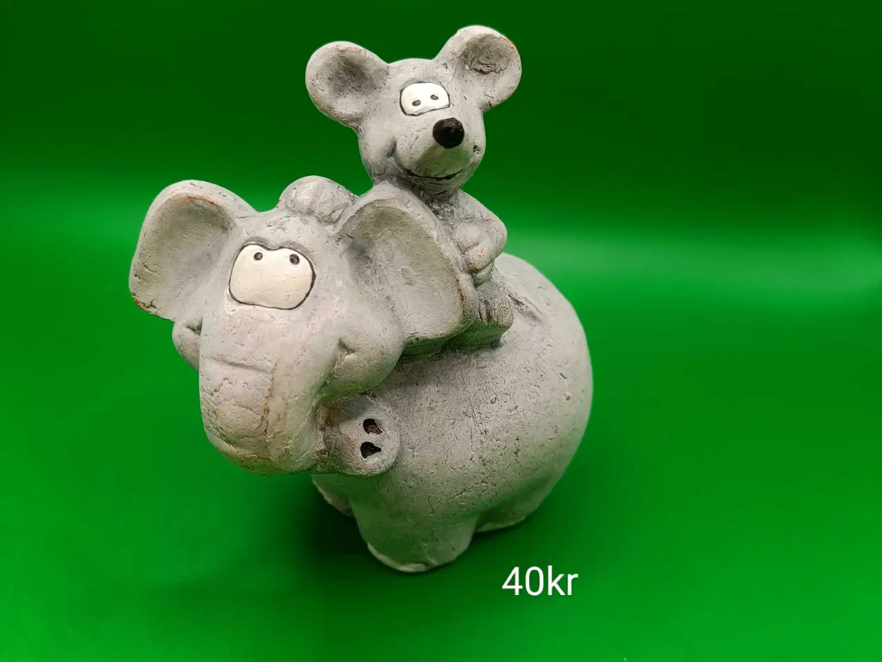 Billede 13 - Forskellige figurer pris står under billede 