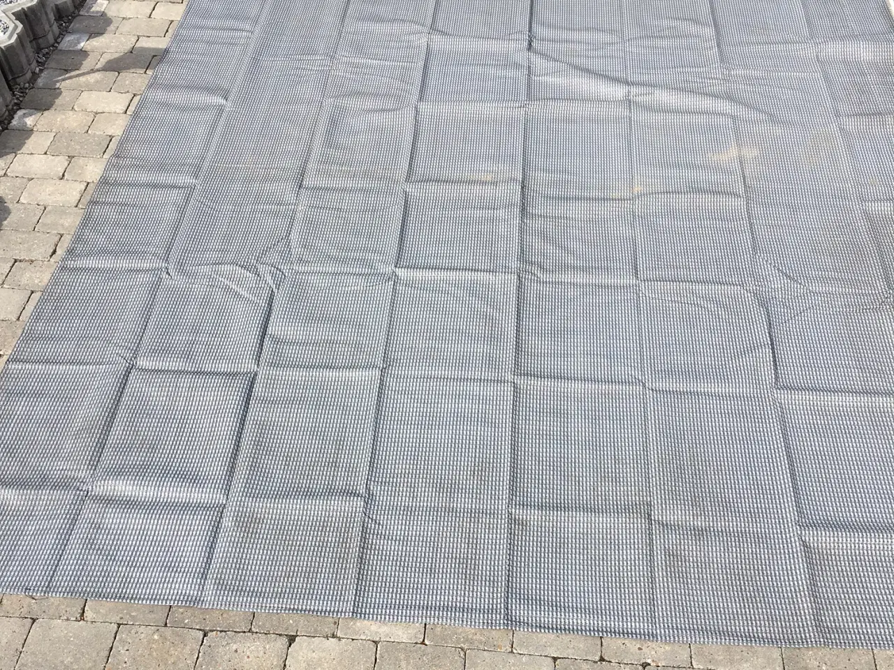 Billede 3 - Gulvtæppe til Fortelt/Markise str. 300x460cm.