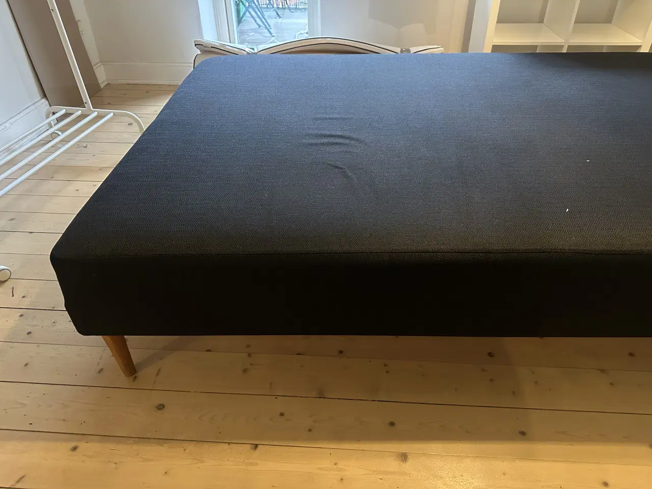 Billede 3 - Jysk seng næsten ny sælges