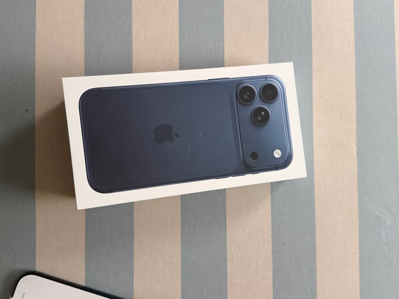 Billede 11 - Lækker Iphone 16 PRO MAX Titanium købt i 2025