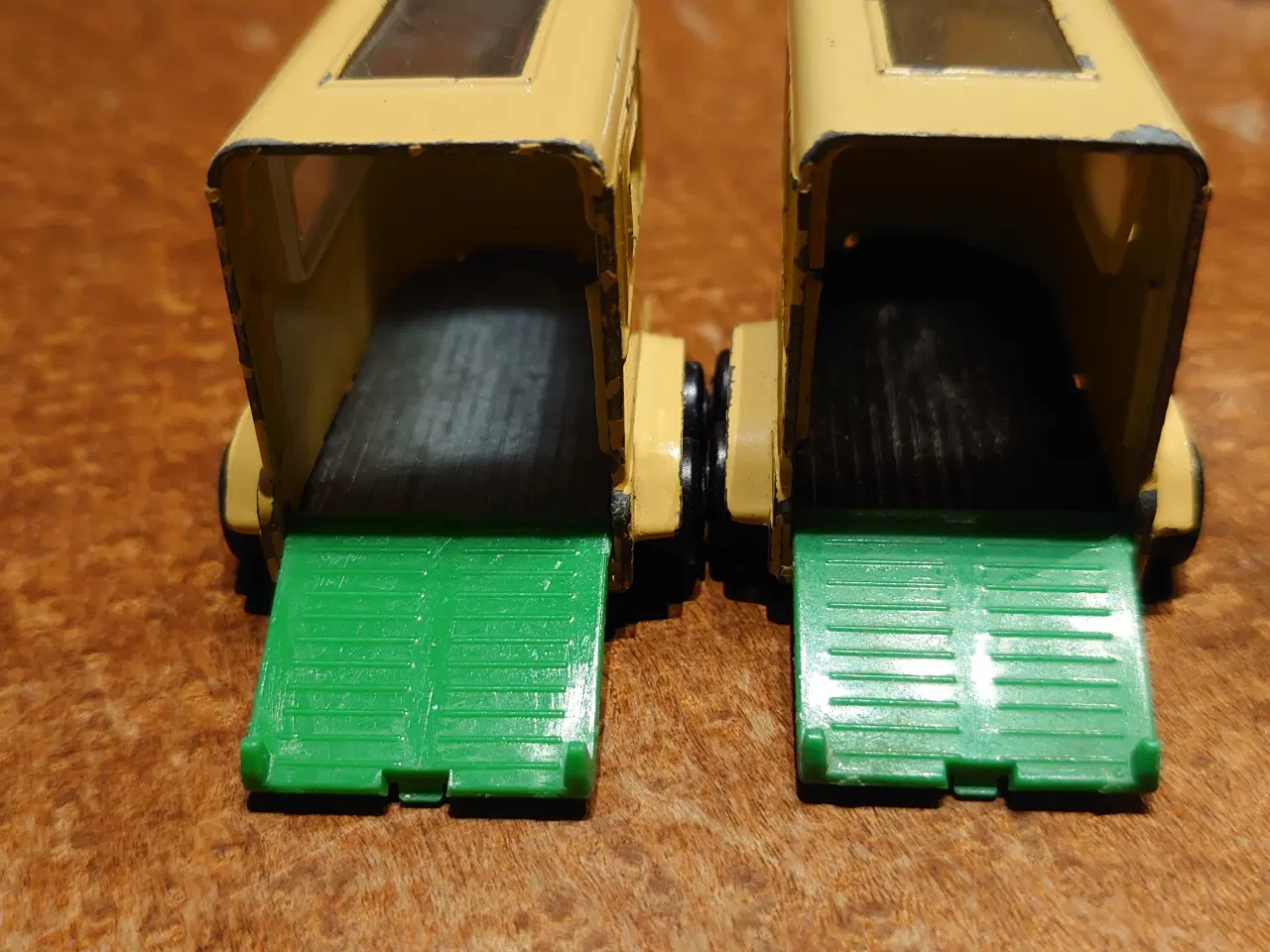 Billede 6 - 2 stk Matchbox/Lesney pony trailers. L 6,5cm.