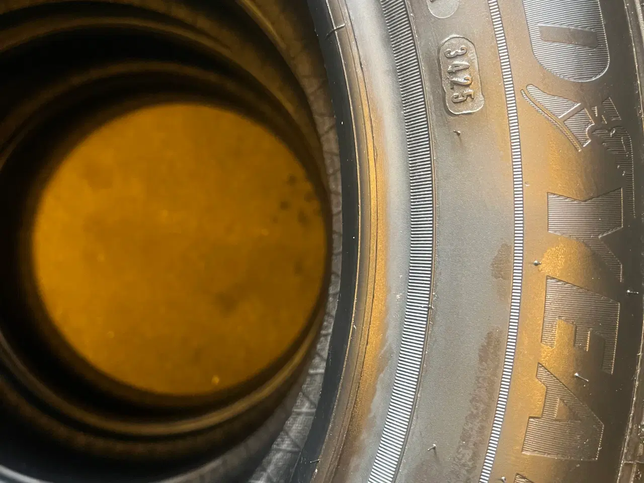 Billede 2 - Nye sommerdæk 215-55-18 Goodyear.