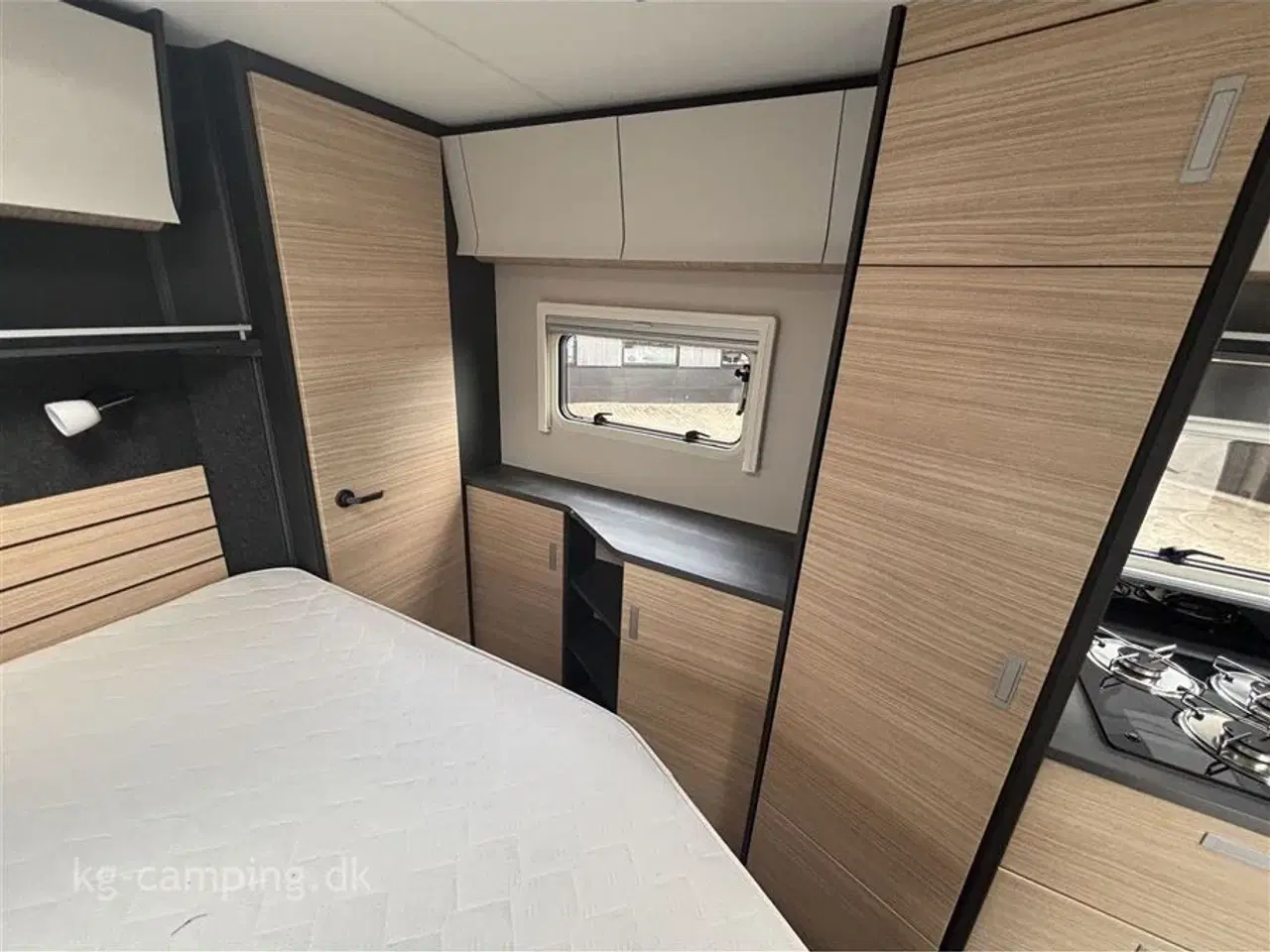Billede 9 - 2022 - Hobby Optima De Luxe T70 F aut.   Veludstyret autocamper med masser af ekstraudstyr