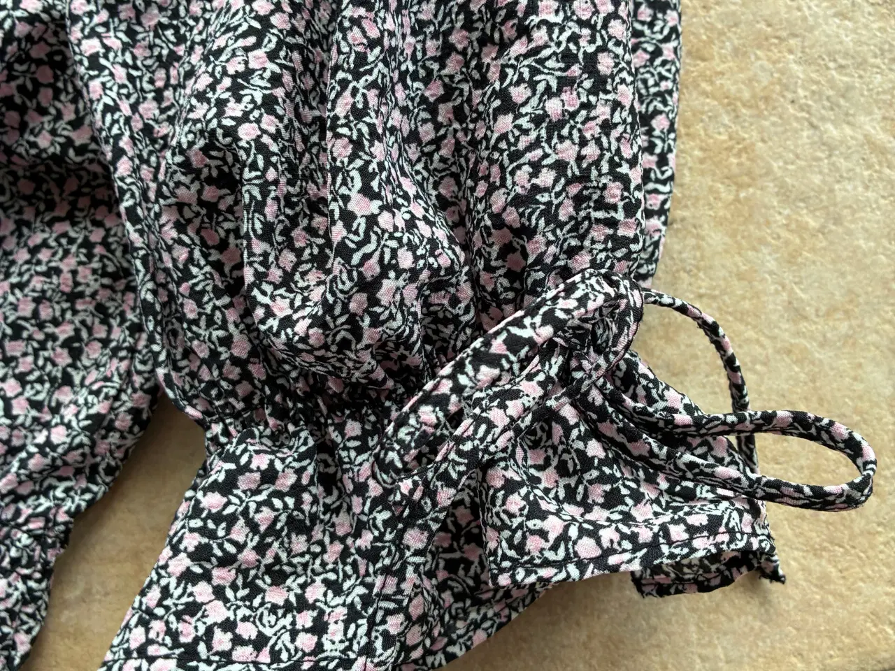 Billede 4 - H&M bluse str. M