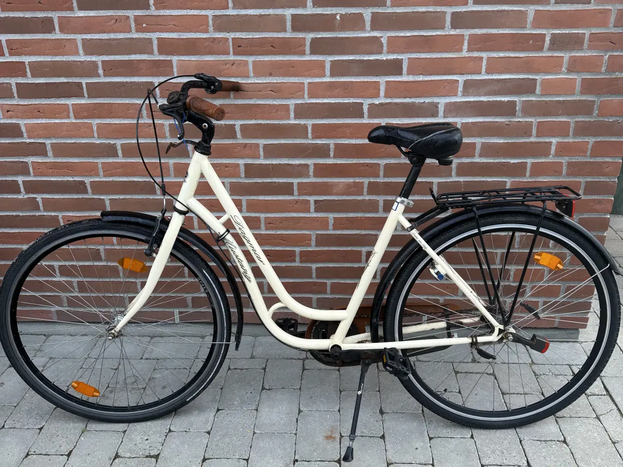 Billede 1 - Mustang Dagmar klassisk