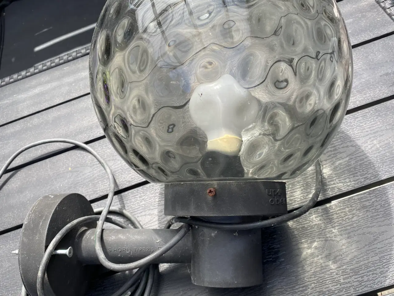 Billede 1 - Udendørs lampe med glas kuppel