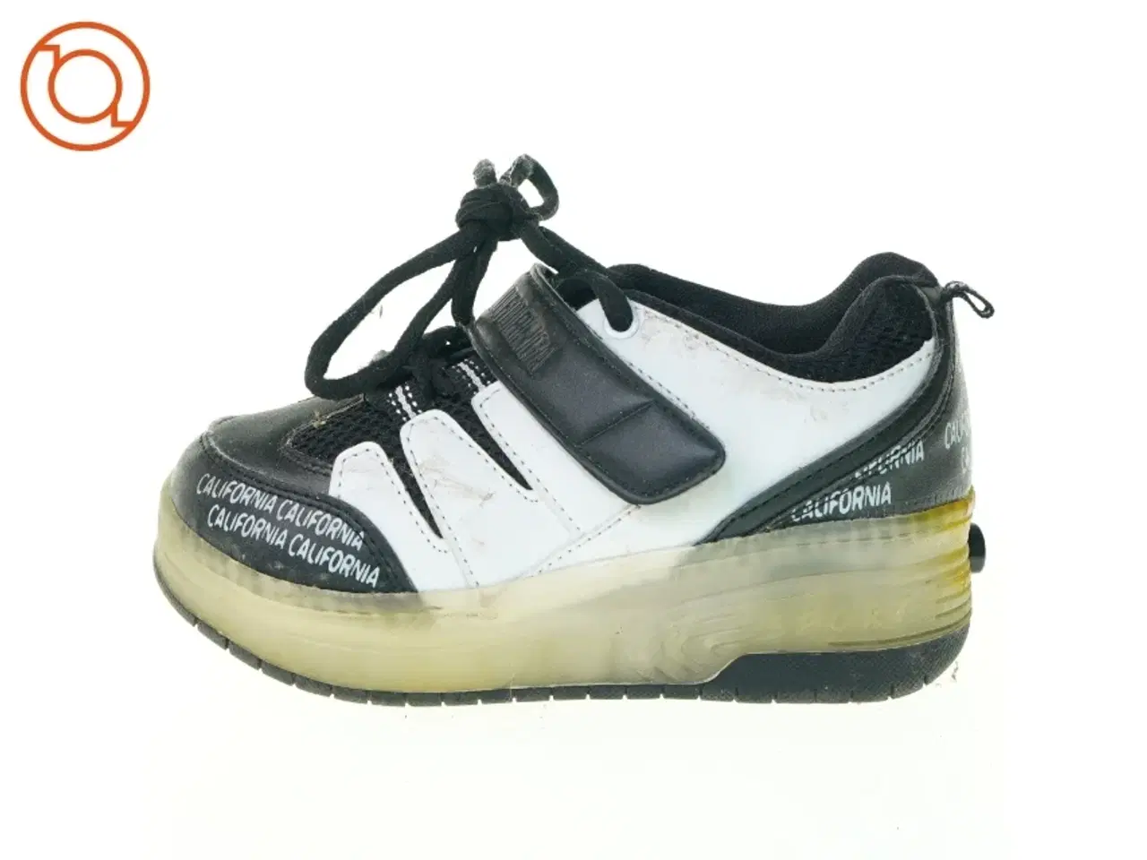 Billede 1 - Sko med hjul og lys fra California (str. 32)