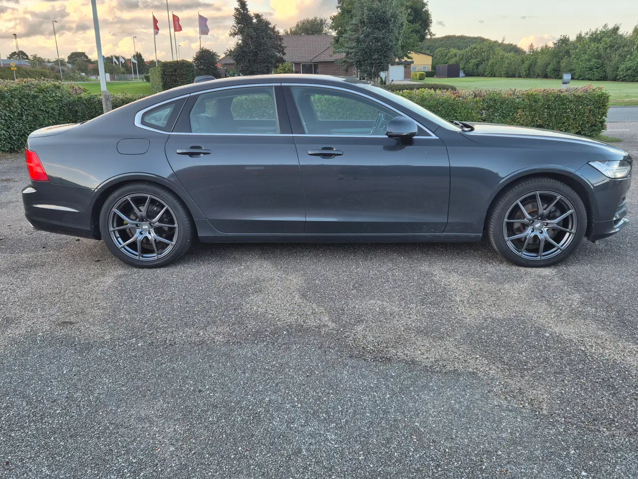 Billede 1 - Volvo S90 4D Momentum