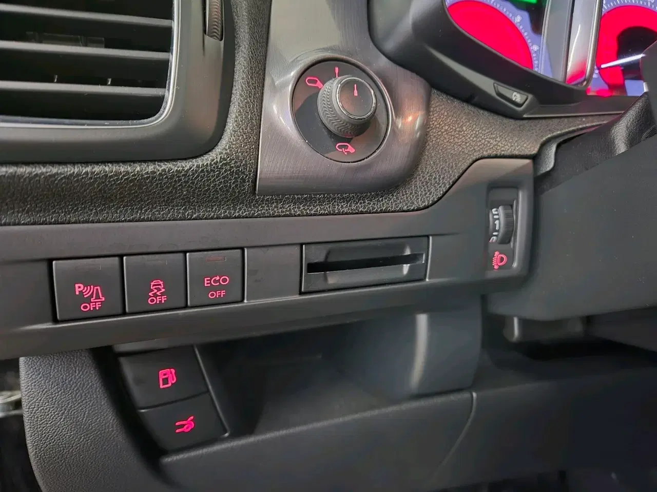 Billede 14 - DS DS5 2,0 Blue HDi Design EAT6 start/stop 180HK 5d 6g Aut.