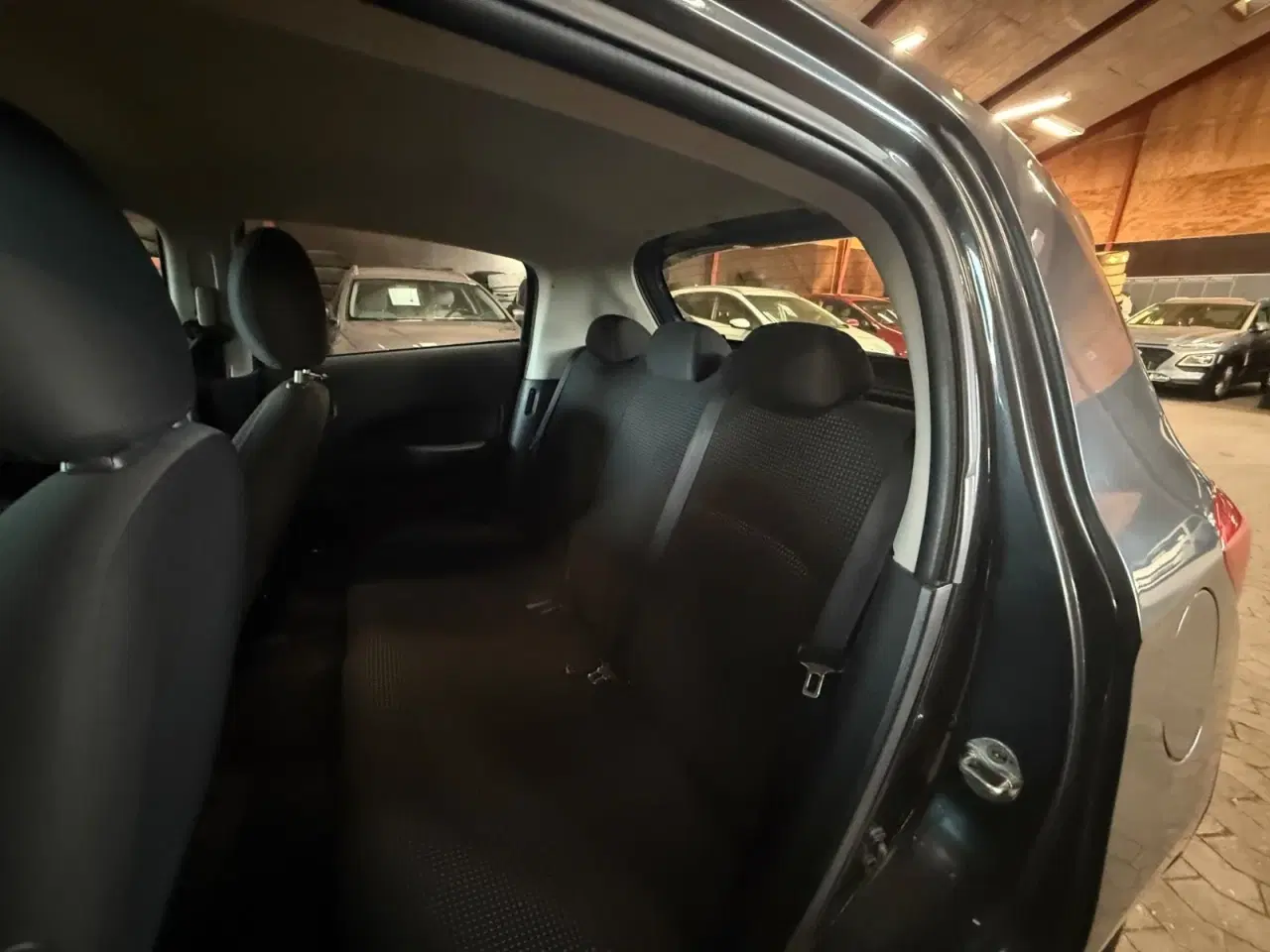 Billede 10 - Mitsubishi Space Star 1,2 Black & White