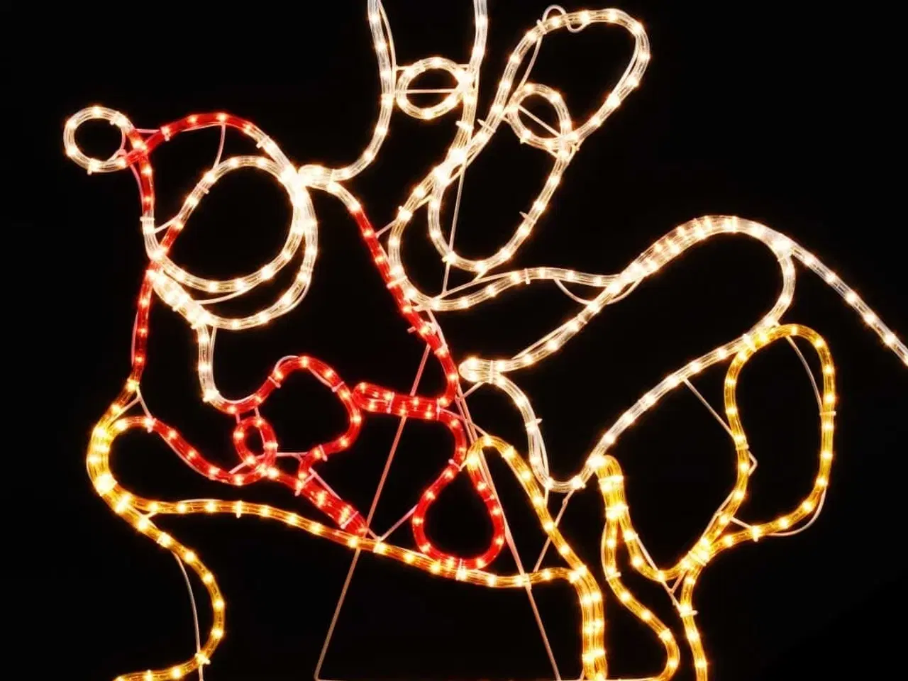 Billede 4 - Juledisplay med 4 rensdyr og slæde XXL 1548 LED'er 500x80 cm
