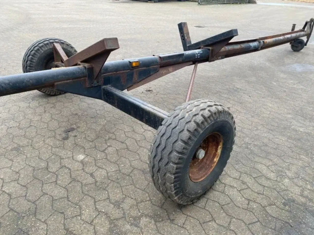 Billede 9 - Laverda 22" Skærebordsvogn