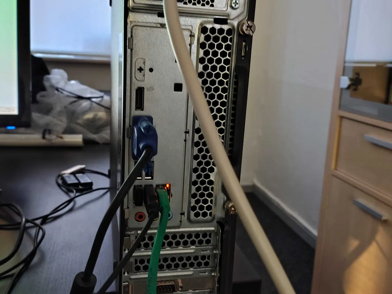 Billede 2 - Lenovo E73 stationær Asus skærm