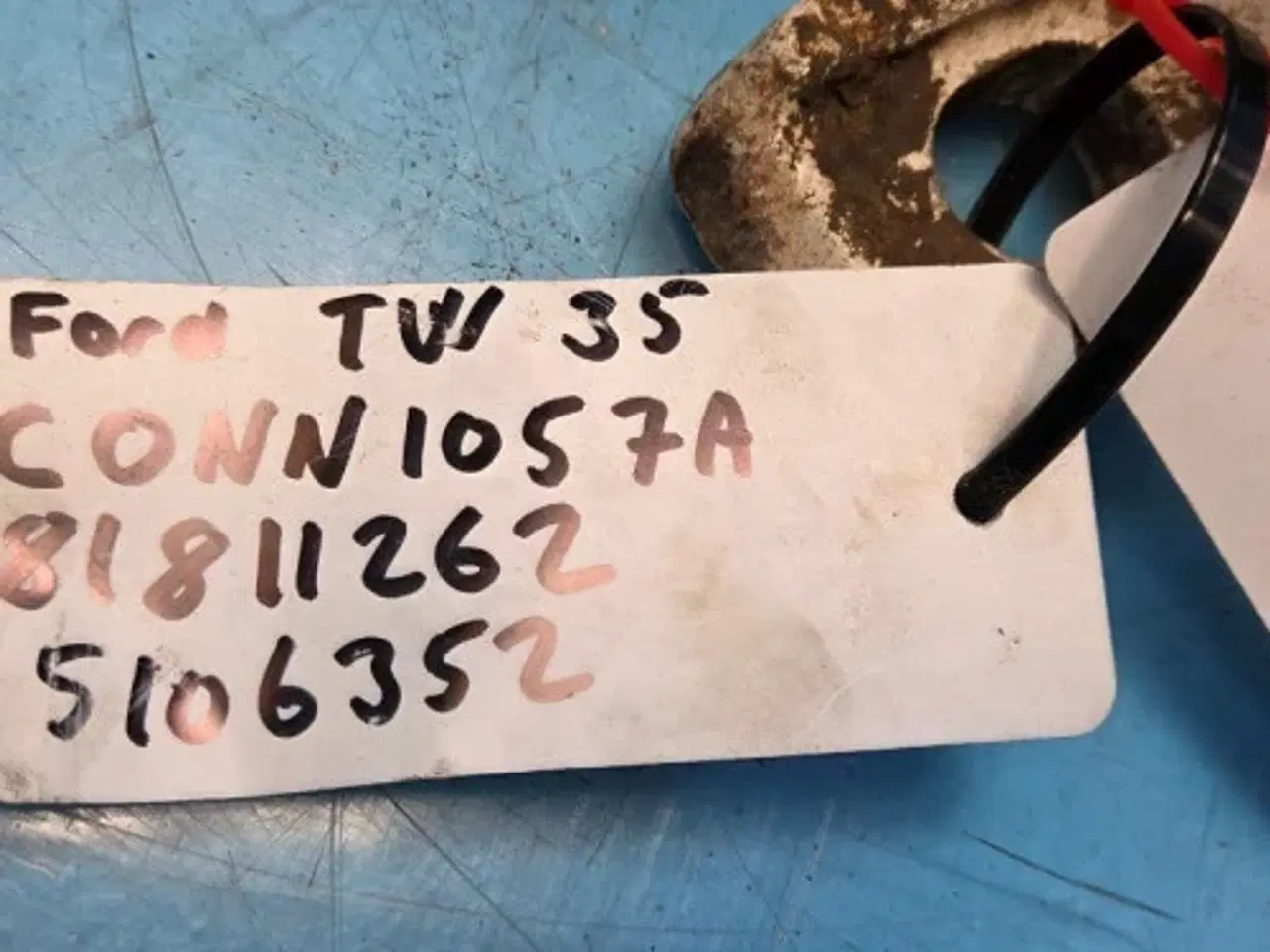 Billede 3 - Ford TW35 Stopklods 81811262 29 Stk